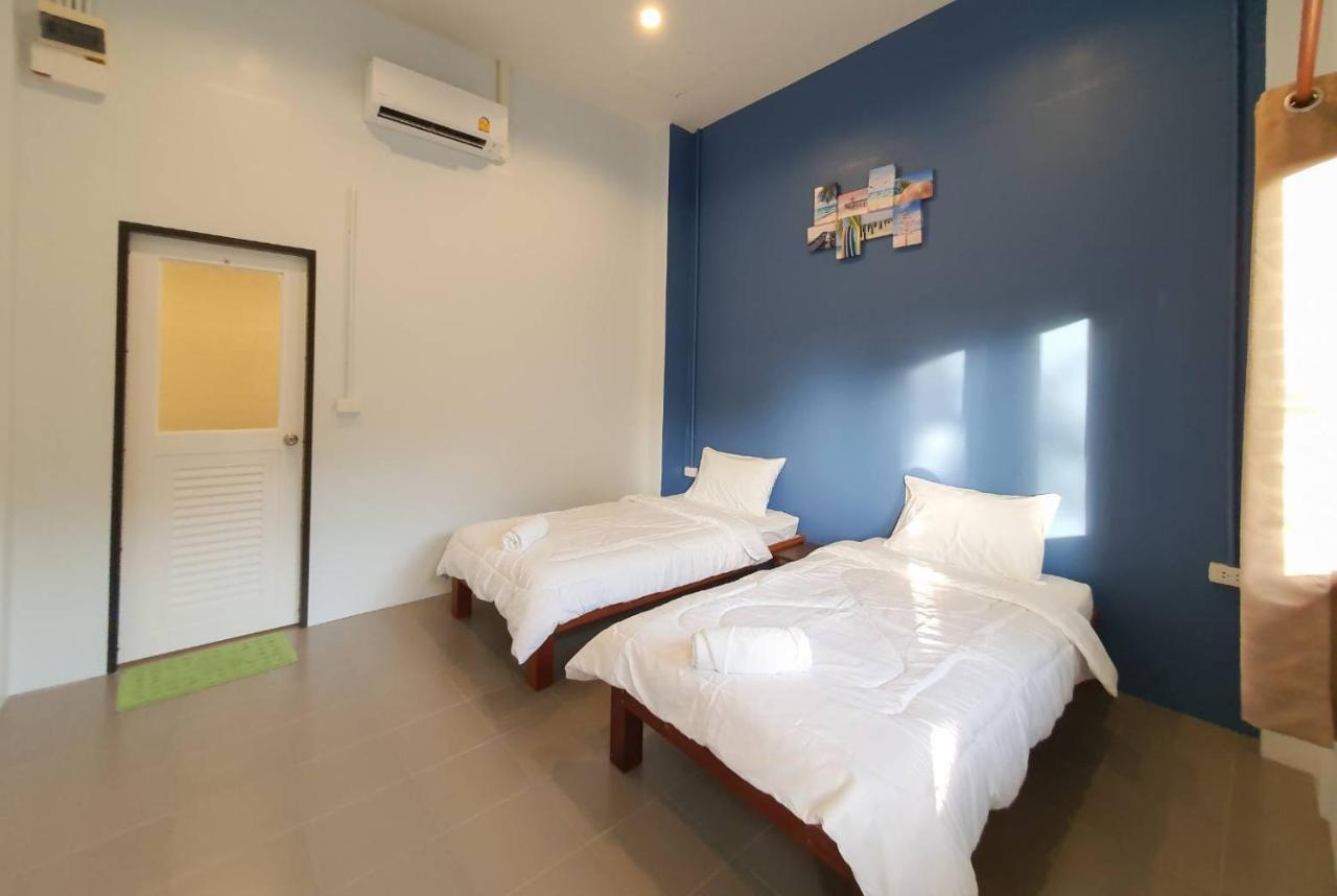 We Hostel Khaolak Khao Lak Exterior photo